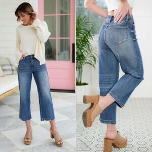 JUDY BLUE High Rise Wide Leg Crop Jeans Stretch Size 28